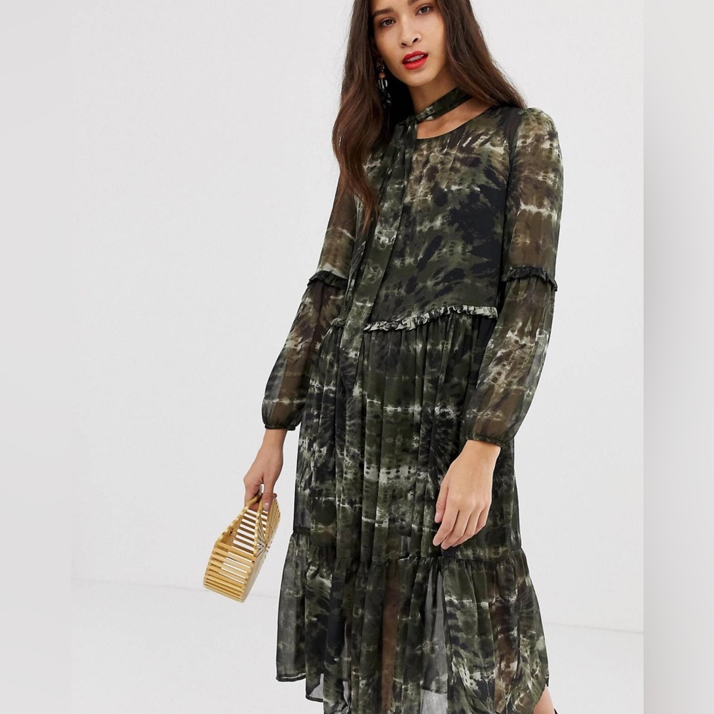 STRADIVARIUS | tie dye flowy chiffon midi dress
